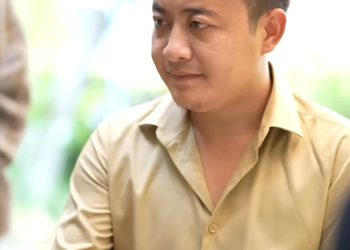 รับชมวิดีโอฉบับเต็มได้ที่นี่:: เมื่อพี่คนโตไม่สบายจะทำยังไง เพราะพี่น้องต่างคนต่างมีชีวิตของตนเอง