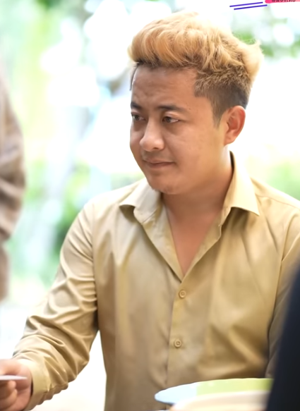 รับชมวิดีโอฉบับเต็มได้ที่นี่:: เมื่อพี่คนโตไม่สบายจะทำยังไง เพราะพี่น้องต่างคนต่างมีชีวิตของตนเอง